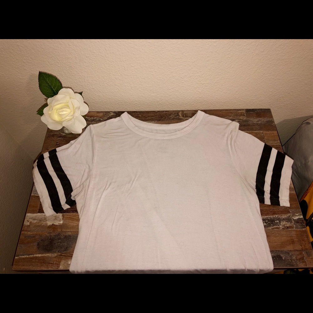 Worn AEO Tee